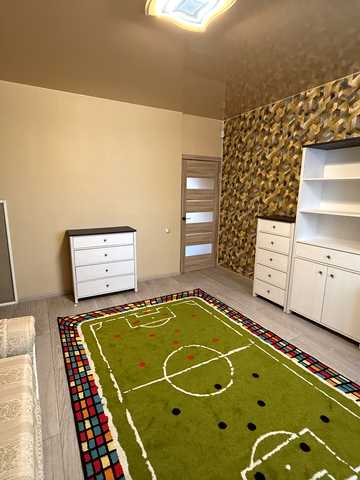 Державності вул., 21