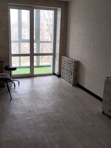 Космонавтів вул., 53/1