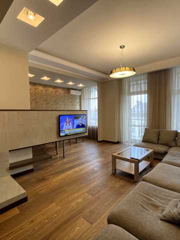 Антоновича вул. (Горького), 9
