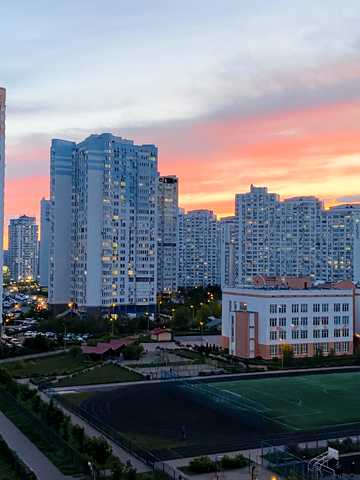 Бориса Гмирі вул., 6