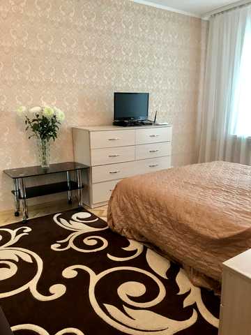 Василя Тютюнника вул. (Анрі Барбюса), 56