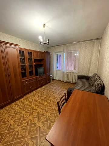 Йорданська вул. (Лайоша Гавро), 3