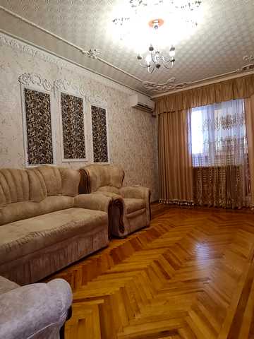 Василя Стуса вул., 5