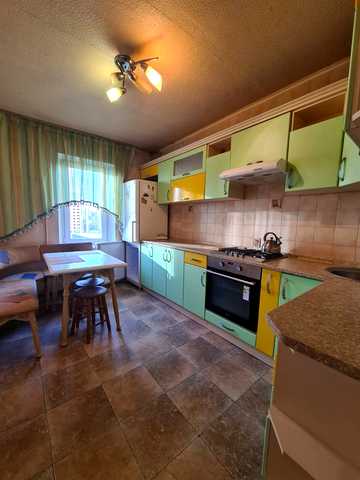 Архітектора Вербицького вул., 8