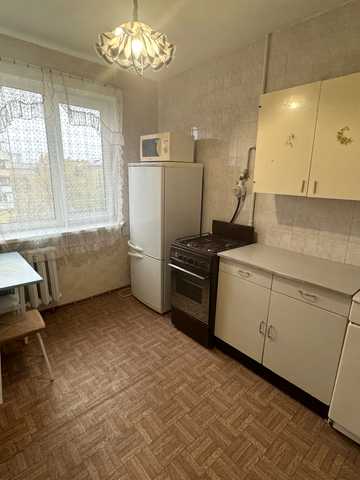 Івана Микитенка вул., 5