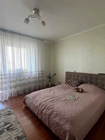 Будівельників вул., 4/2