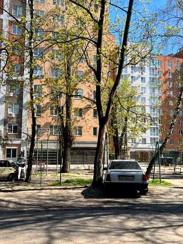 Котляревського вул., 4