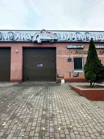 Універсальна вул., 6