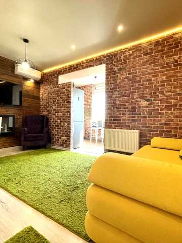 Гвардійців-Широнінців вул., 30
