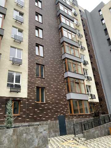 Чехова вул., (Будинок 2)