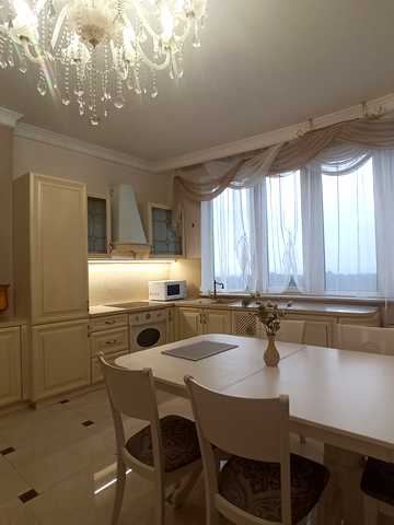 Шевченка просп., 33б