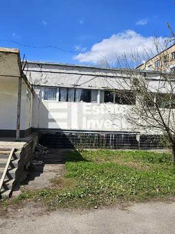 Івана Каркача бульв., 75