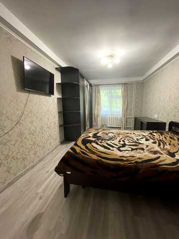 Зодчих вул., 38