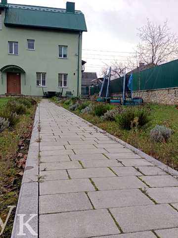 ВИШНЕВА, 23