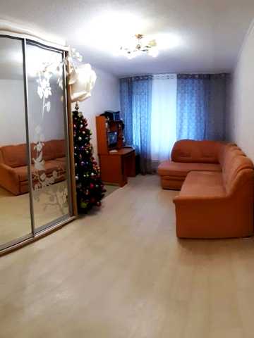 Симона Петлюри вул., 71