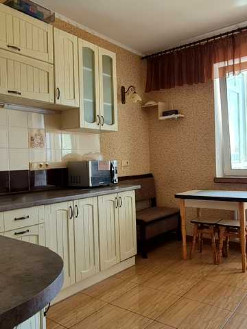 Михайла Донця вул., 2-А