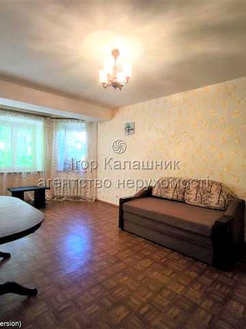 Вишняківська вул., 9