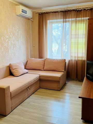 Архітектора Вербицького вул., 26