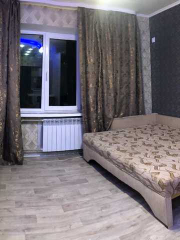 Максима Кривоноса вул., 3