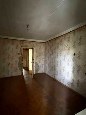 Тіниста вул., 10