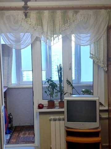 Ревуцького вул., 11-Г