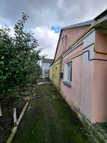 Спортивна вул., 4