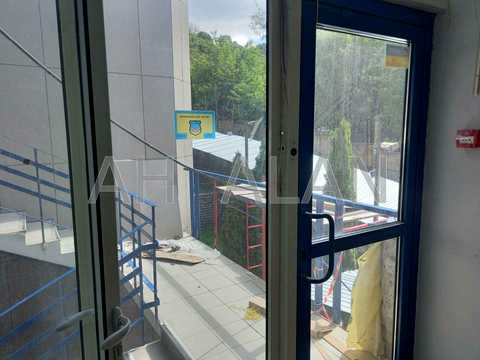 коммерческая по адресу Шелковичная ул., 42-44
