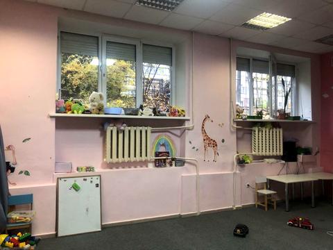 комерційна за адресою Пирогівський Шлях вул. (Червонопрапорна), 44-А