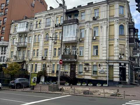 квартира по адресу Саксаганского ул., 13/42