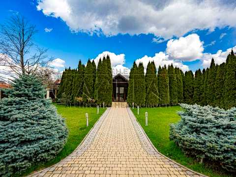 коммерческая по адресу Бориспільський, 1
