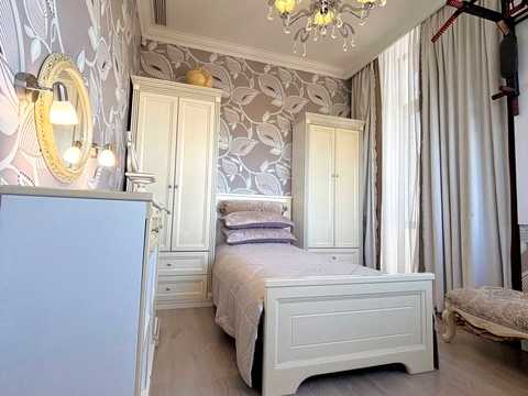 квартира по адресу Дмитрия Яворницкого просп. (Карла Маркса), 3