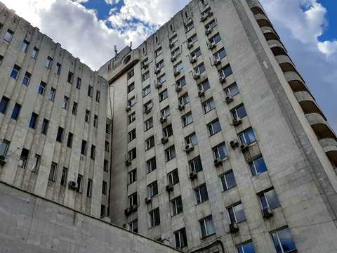 комерційна за адресою Миколи Міхновського бульв. (Дружби народів), 38
