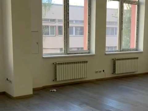 коммерческая по адресу Глубочицкая ул., 17