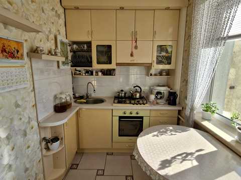 квартира за адресою Олександра Клосовського вул., 8