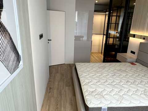 квартира за адресою Салютна вул., 2к10