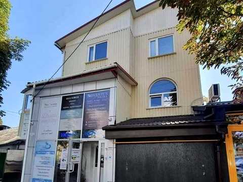 коммерческая по адресу Грушевського пер., 63