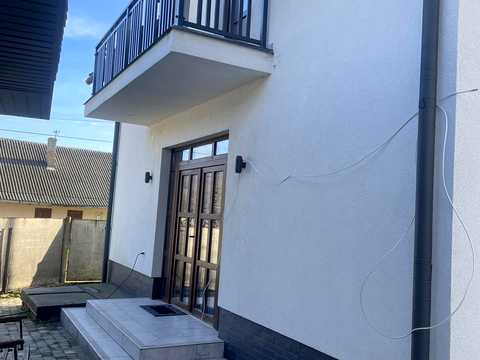 будинок за адресою Центральна