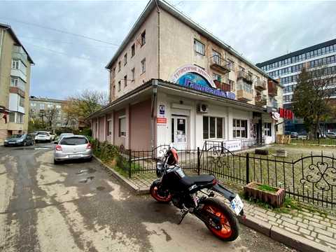 коммерческая по адресу Заклинских ул., 8