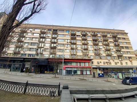 комерційна за адресою Тараса Шевченка бульв., 2