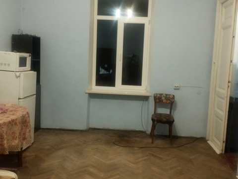 квартира за адресою Головна, 11