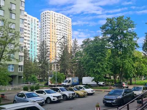 квартира за адресою Володимира Наумовича вул. (Антонова-Овсієнка), 4