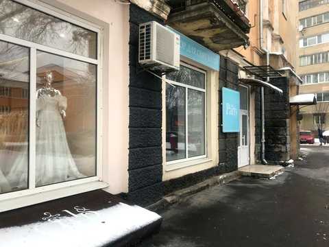 комерційна за адресою Академіка Янгеля вул., 4