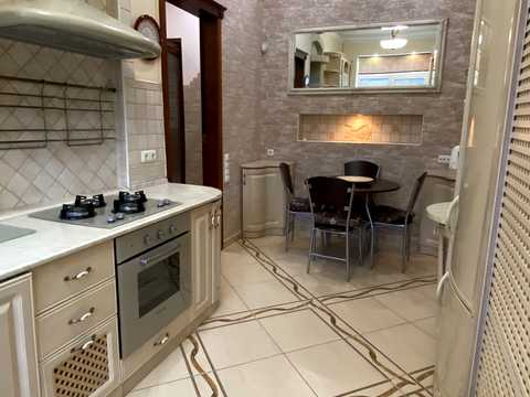квартира по адресу Золотоворотская ул., 2