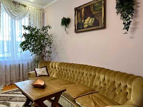 квартира за адресою Чернігів, Борисоглібська вул. (Серьожнікова), 6