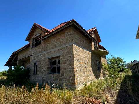 будинок за адресою с. Санжійка, морська, 8