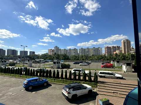 коммерческая по адресу Миколы Бажана просп., 14-А