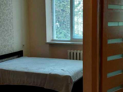 квартира за адресою Євгена Коновальця вул. (), 65