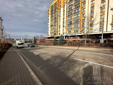 комерційна за адресою Соборна вул. (Петропавлівська), 10-А