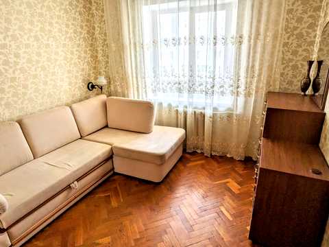 квартира за адресою Миколи Міхновського бульв. (Дружби народів), 8-А