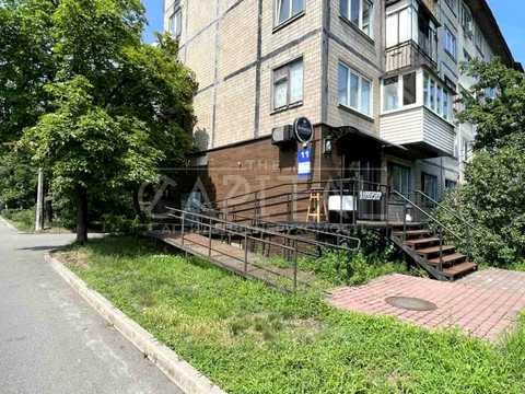 комерційна за адресою Воскресенський просп. (Перова), 11